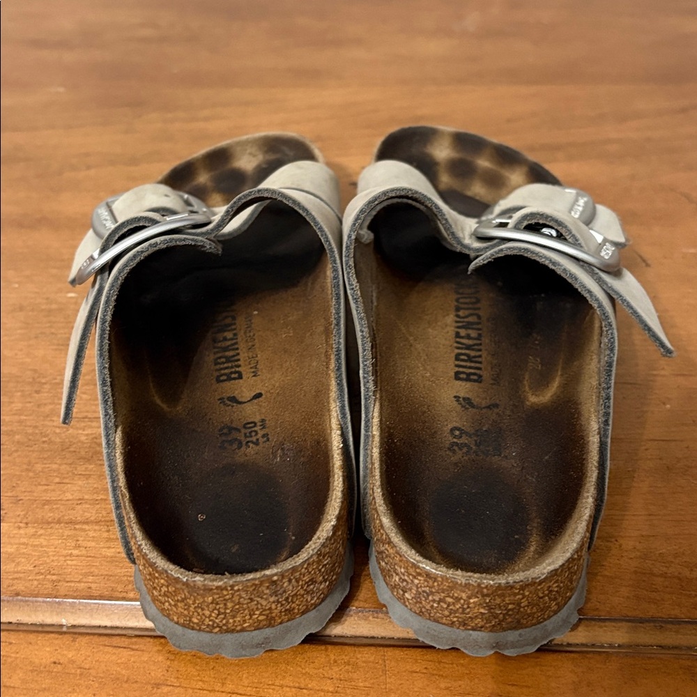 Birkenstock Tan  Sandals with Buckles Size 8 - Picture 6 of 16